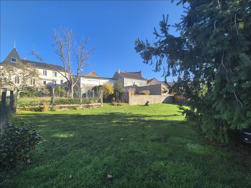 Vente Appartement NERIS LES BAINS - 8 pièces -194 m² - (03310)