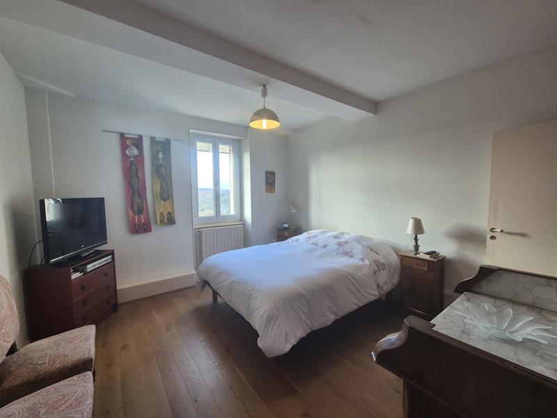 Vente Appartement NERIS LES BAINS - 8 pièces -194 m² - (03310)