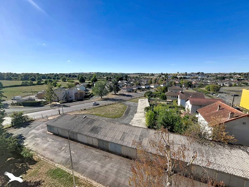 Vente Appartement Montluçon - 3 pièces -65 m² - (03100)