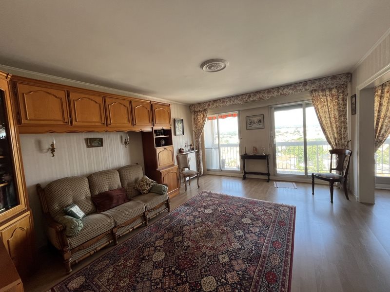 Vente Appartement MONTLUCON - 3 pièces -90 m² - (03100)