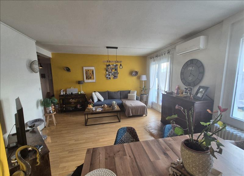 Vente Appartement MONTLUCON - 3 pièces -71,7 m² - (03100)