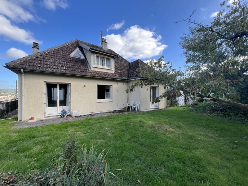 Vente Maison MONTLUCON - 7 pièces -125 m² - (03100)