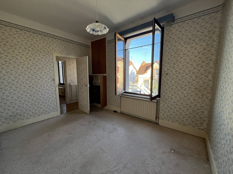 Vente Maison MONTLUCON - 8 pièces -92 m² - (03100)