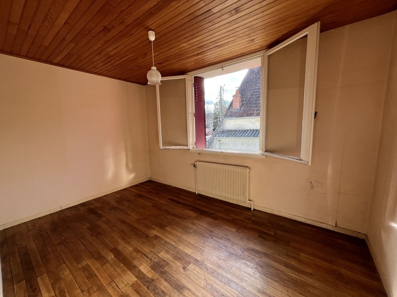 Vente Maison MONTLUCON - 7 pièces -102 m² - (03100)