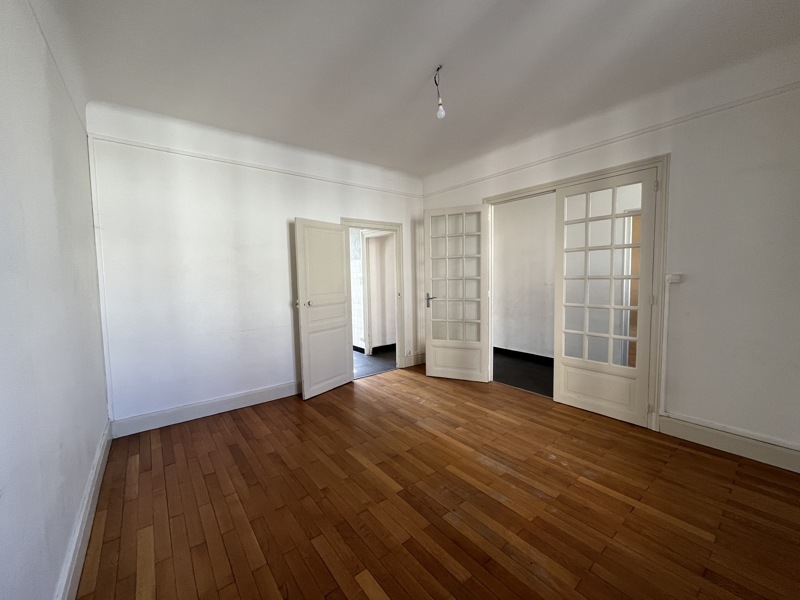 Vente Immeuble MONTLUCON - -  210 m² - (03100)