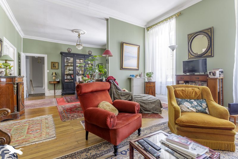 Vente Appartement MONTLUCON - 8 pièces -149 m² - (03100)