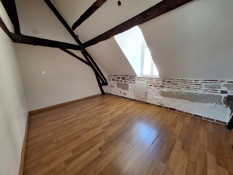 Vente Appartement MONTLUCON - 4 pièces -96 m² - (03100)