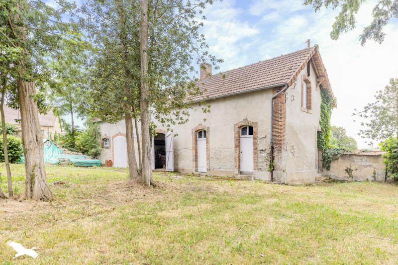 Vente Maison COMMENTRY - 13 pièces -344 m² - (03600)