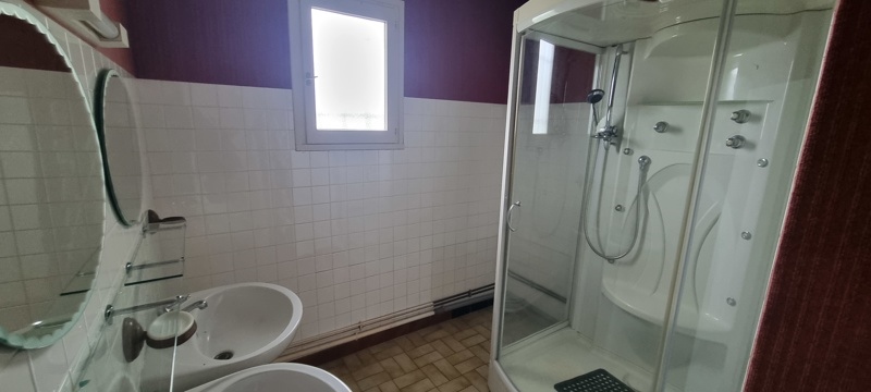 Vente Maison VILLEBRET - 7 pièces -96 m² - (03310)