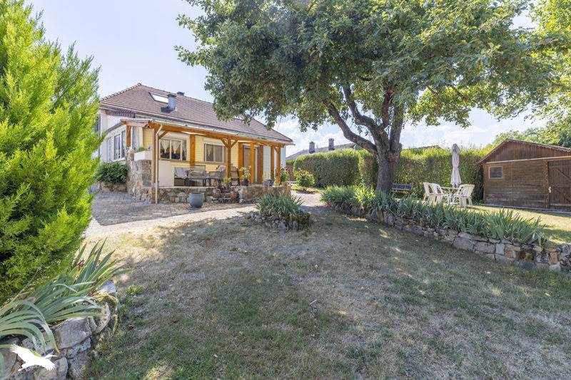 Vente Maison COMMENTRY - 6 pièces -123 m² - (03600)