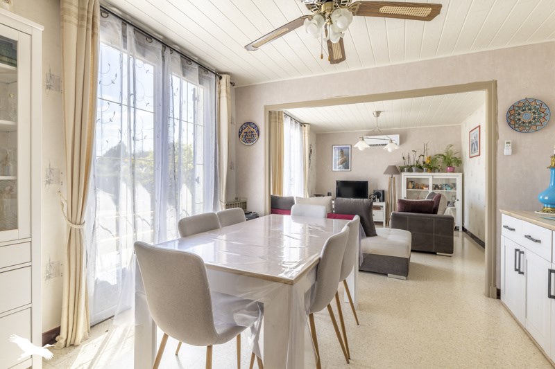 Vente Maison COMMENTRY - 6 pièces -123 m² - (03600)