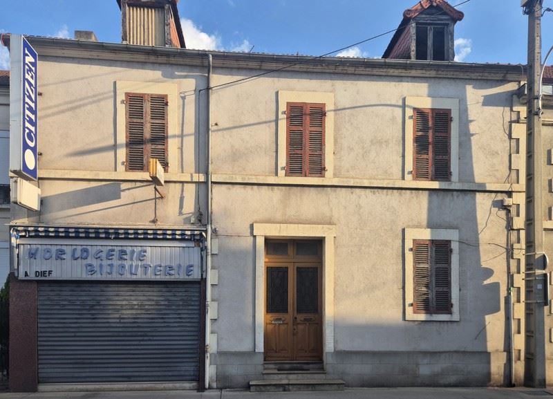 Vente Maison MONTLUCON - 8 pièces -82 m² - (03100)