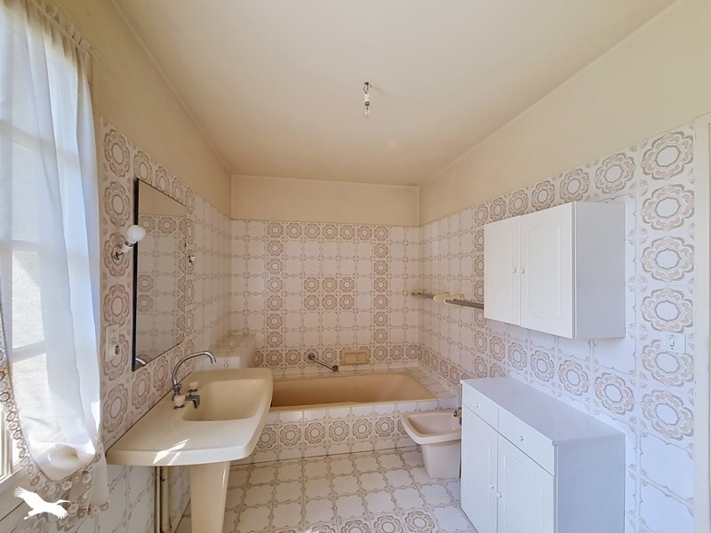Vente Maison Saint-Angel - 8 pièces -170 m² - (03170)