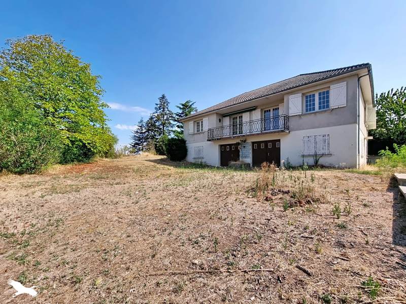 Vente Maison Saint-Angel - 8 pièces -170 m² - (03170)