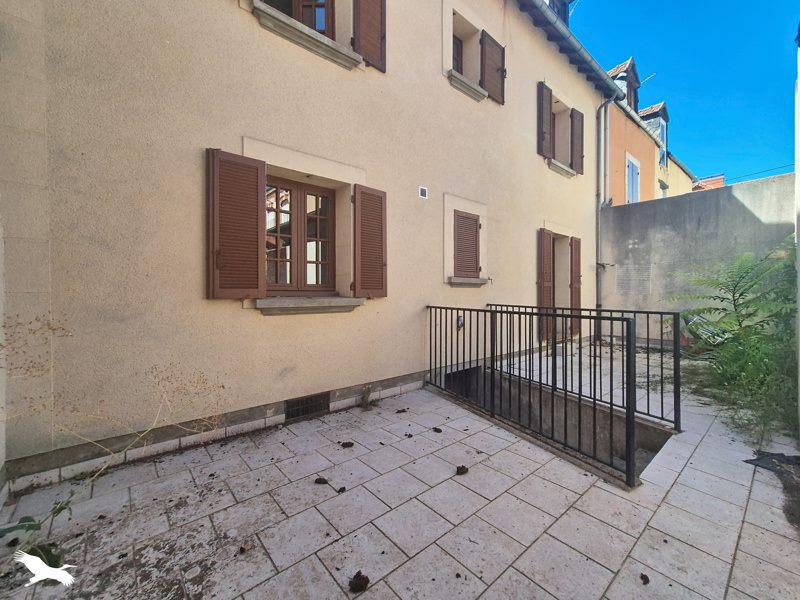 Vente Immeuble Montluçon - -  135 m² - (03100)