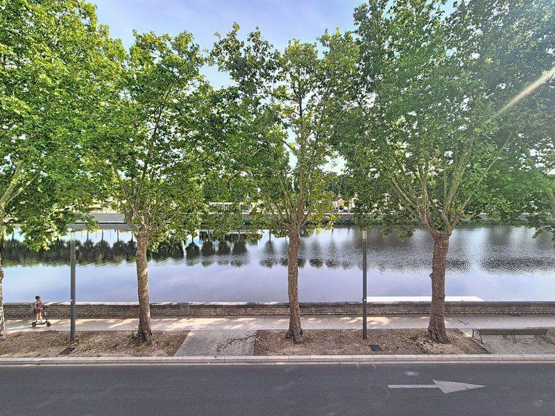 Vente Appartement Montluçon - 2 pièces -54 m² - (03100)