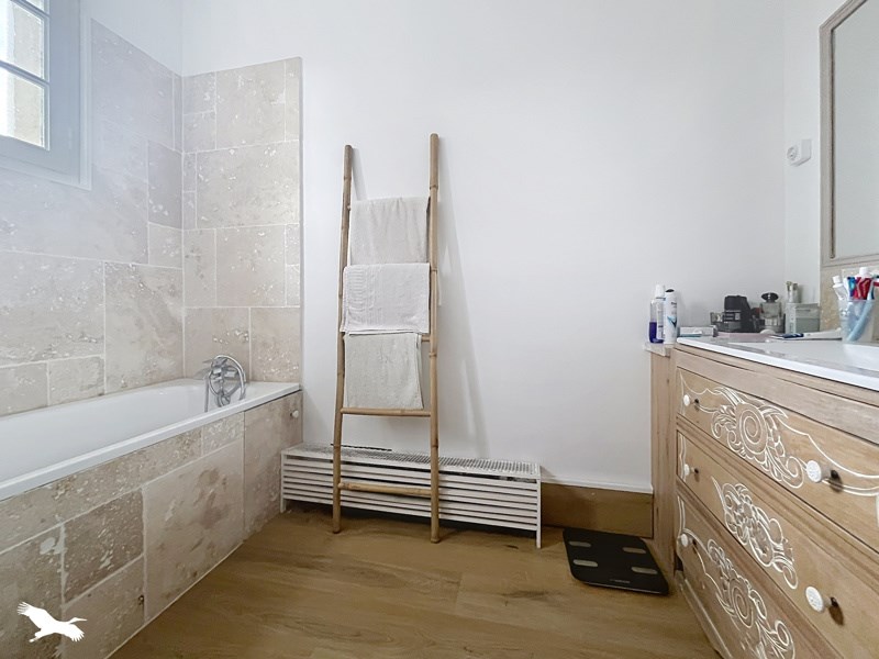 Vente Maison Vianne - 7 pièces -203 m² - (47230)