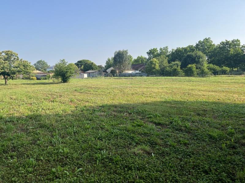 Terrain à vendre · à Tonneins · 46 400 €