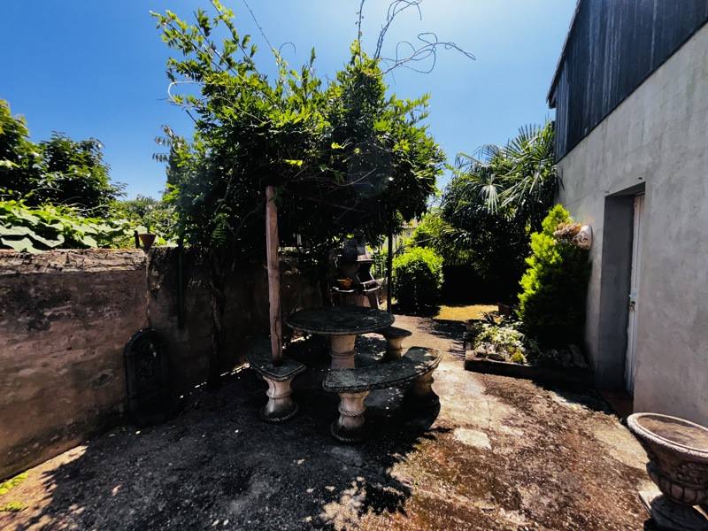 Maison 5 pièces 192 m² · à Tonneins · 192 m² · 108 600 €