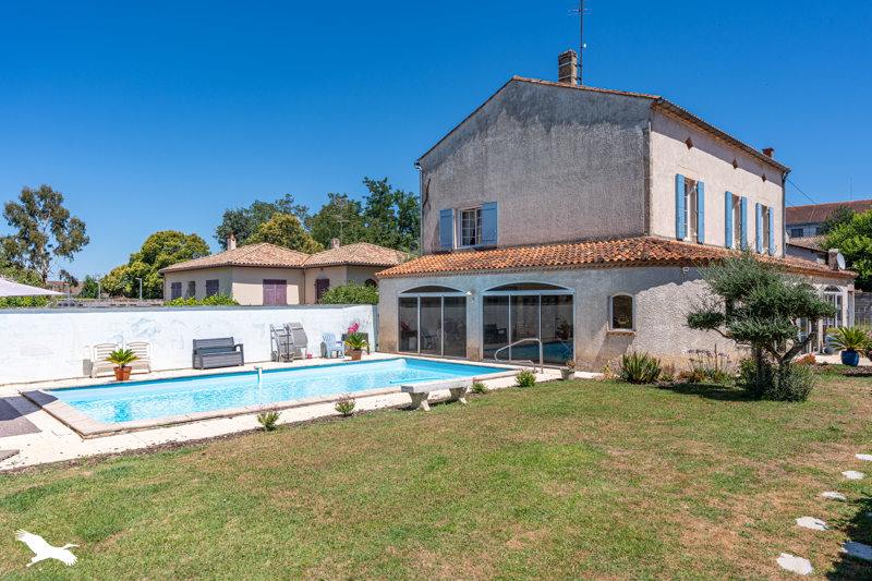 Vente Maison TONNEINS - 6 pièces -231 m² - (47400)