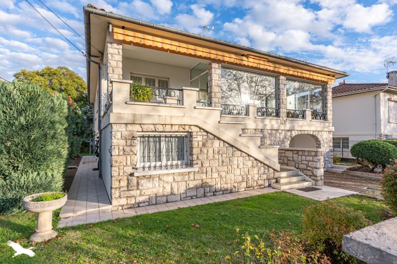 Vente Maison AIGUILLON - 7 pièces -193 m² - (47190)