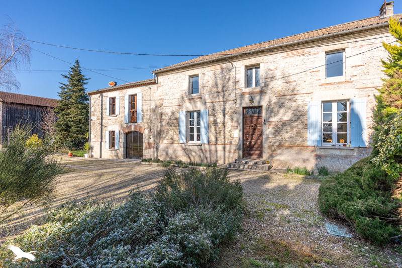 Vente Maison LAFITTE SUR LOT - 7 pièces -303 m² - (47320)