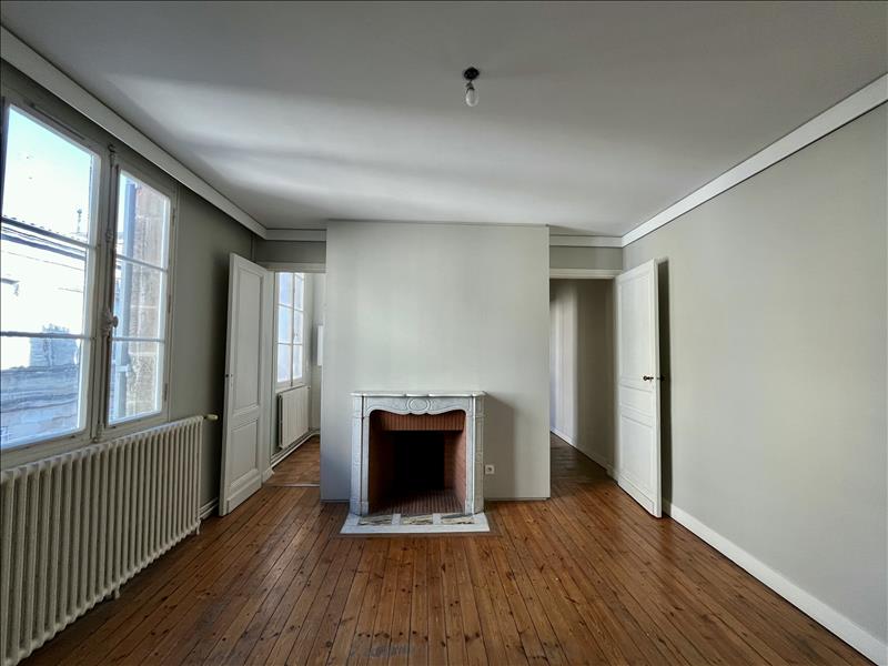 Vente Maison BORDEAUX - 8 pièces -180 m² - (33800)