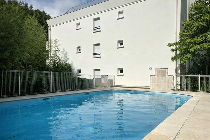 Vente Appartement BORDEAUX - 2 pièces -33 m² - (33800)