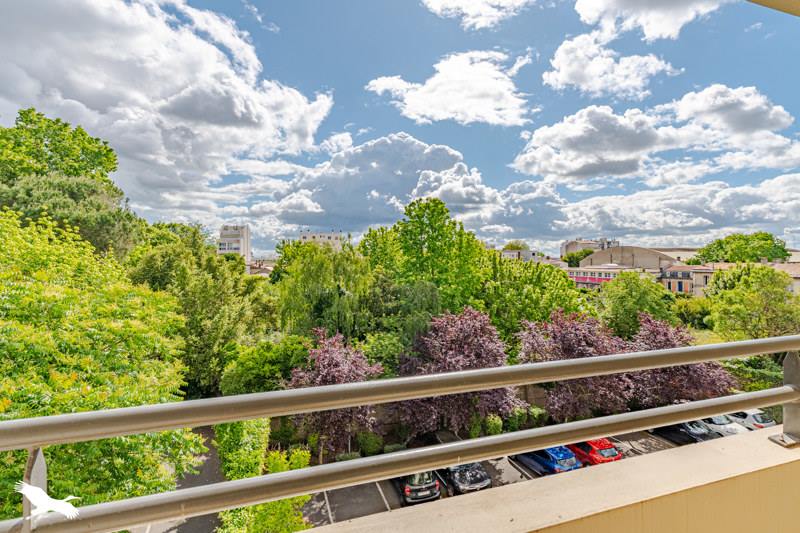 Vente Appartement BORDEAUX - 2 pièces -48 m² - (33800)