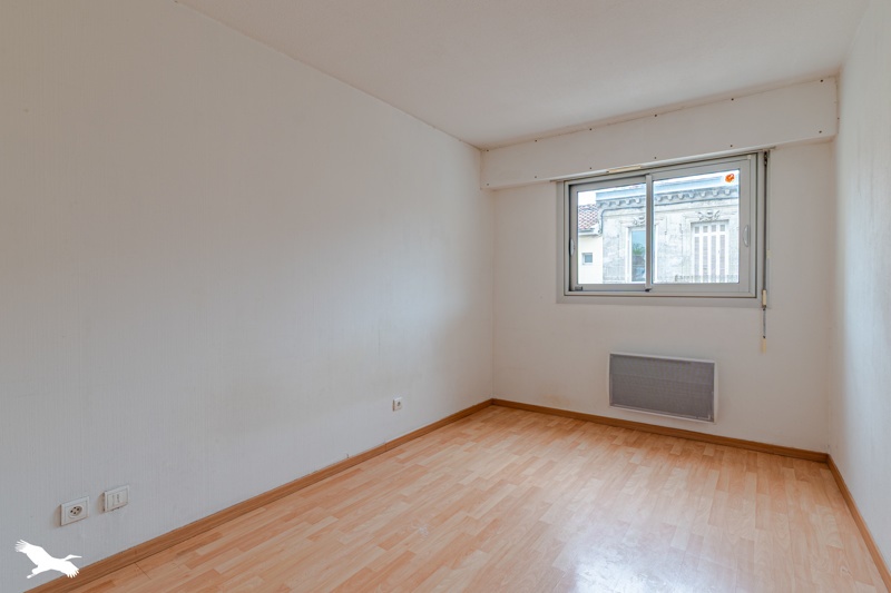 Vente Appartement BORDEAUX - 2 pièces -45 m² - (33800)