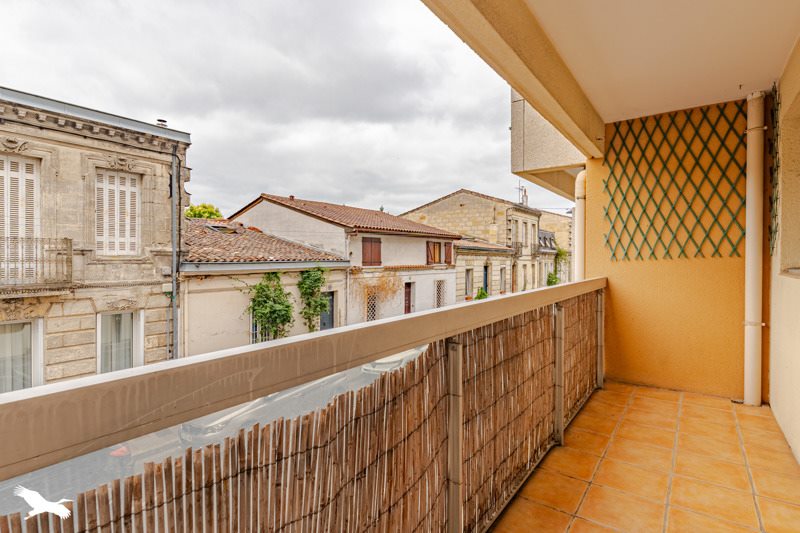 Vente Appartement BORDEAUX - 2 pièces -45 m² - (33800)