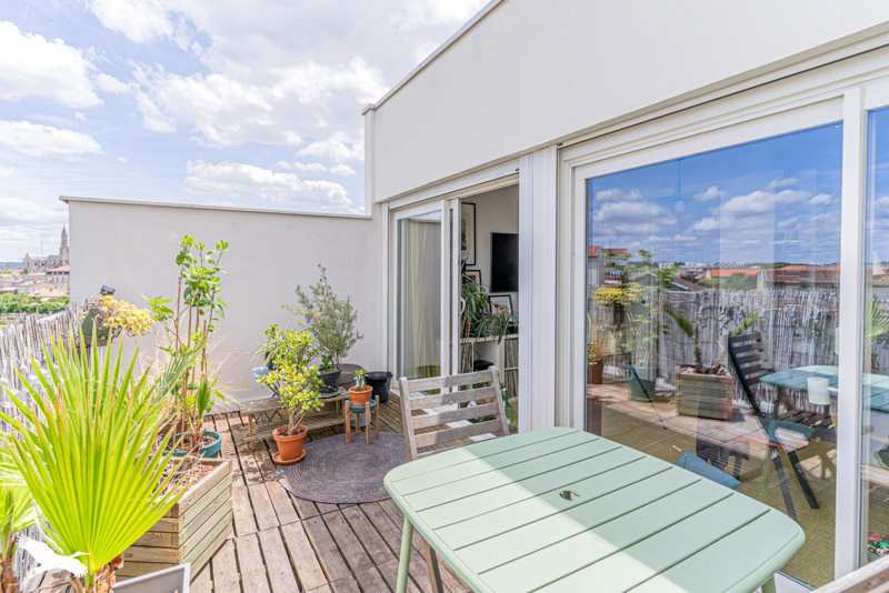 Vente Appartement BORDEAUX - 3 pièces -70 m² - (33800)
