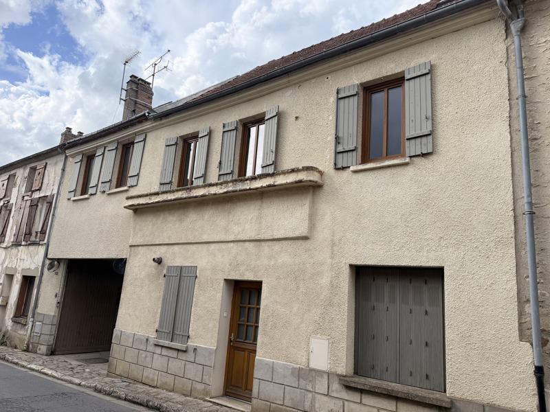 Vente Maison CHAUSSY - 6 pièces -135 m² - (95710)