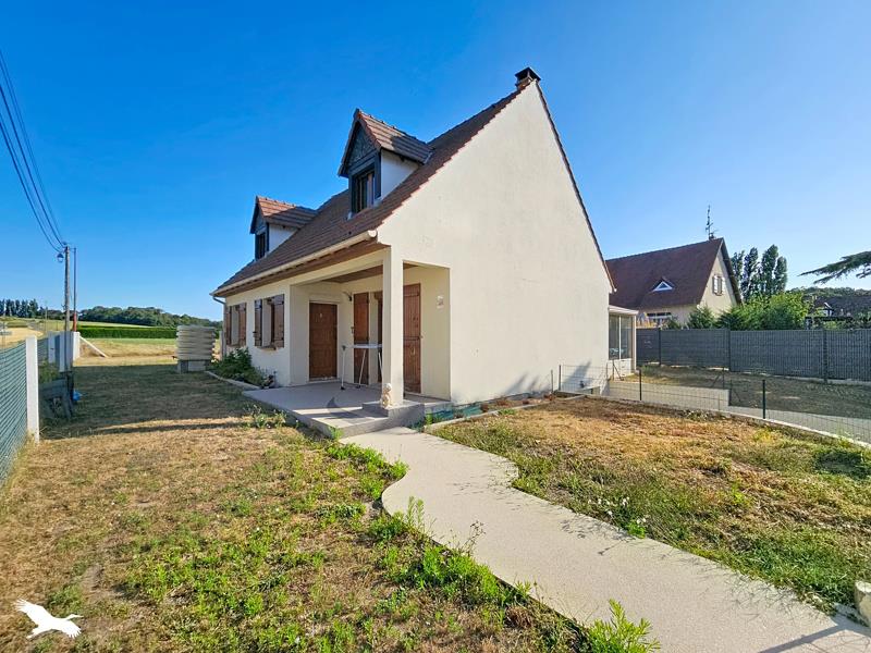 Vente Maison HADANCOURT LE HAUT CLOCHER - 5 pièces -100 m² - (60240)