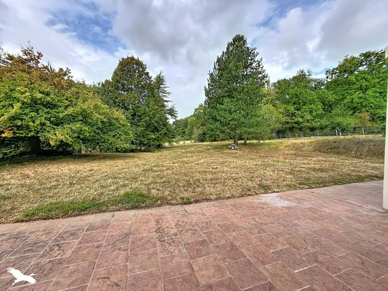Vente Maison Montreuil-sur-Epte - 7 pièces -211 m² - (95770)