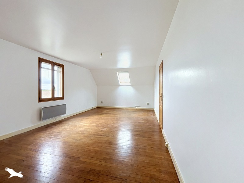 Vente Maison Montreuil-sur-Epte - 7 pièces -211 m² - (95770)