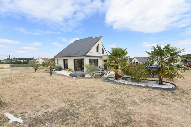 Vente Maison PERRUSSON - 7 pièces -160 m² - (37600)