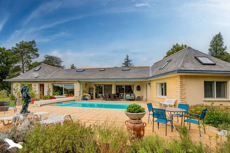 Vente Maison VILLELOIN COULANGE - 12 pièces -381 m² - (37460)