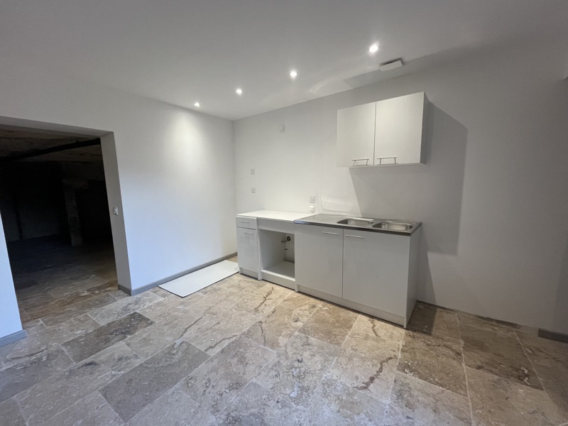 Vente Immeuble LOCHES - -  83 m² - (37600)
