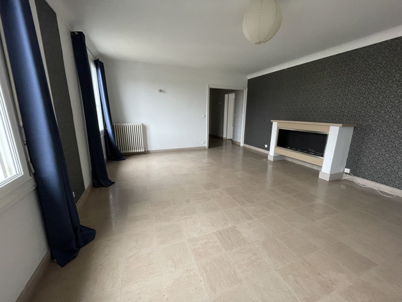 Vente Appartement LOCHES - 7 pièces -131 m² - (37600)