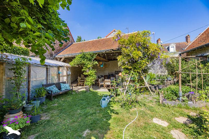 Vente Maison GENILLE - 7 pièces -243 m² - (37460)