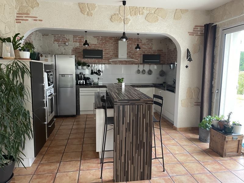 Vente Maison LOCHES - 8 pièces -255 m² - (37600)