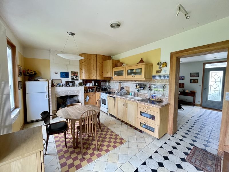 Vente Maison BEAULIEU LES LOCHES - 7 pièces -160 m² - (37600)