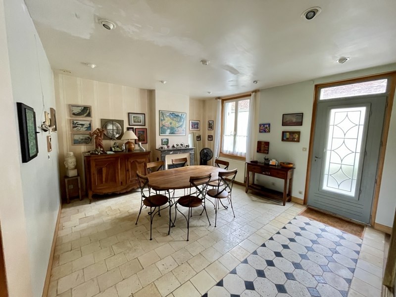 Vente Maison BEAULIEU LES LOCHES - 7 pièces -160 m² - (37600)