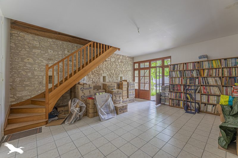 Vente Maison ST SENOCH - 10 pièces -252 m² - (37600)