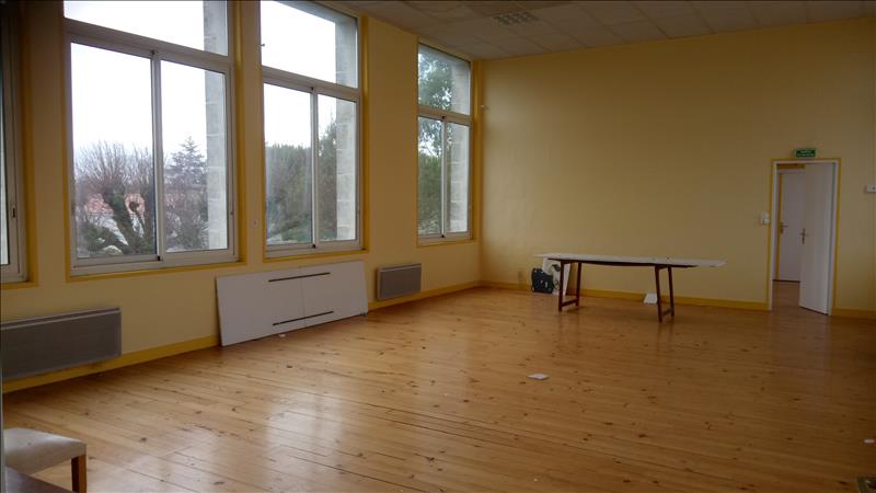 Vente Immeuble SAUJON - -  668 m² - (17600)