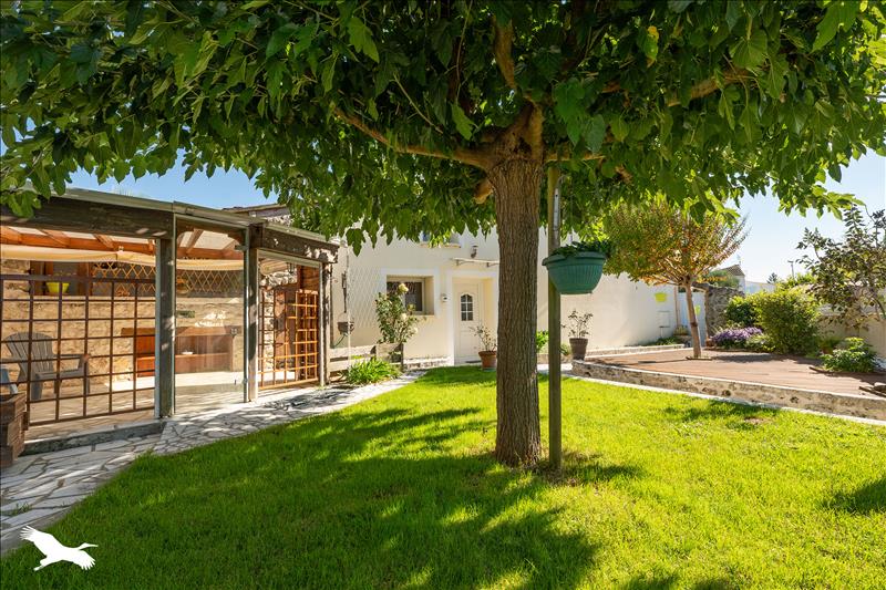 Vente Maison SAUJON - 5 pièces -135 m² - (17600)