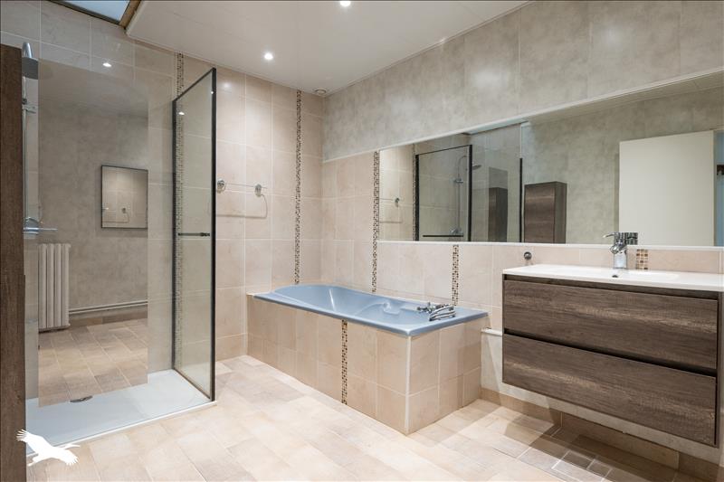 Vente Maison SAUJON - 5 pièces -135 m² - (17600)