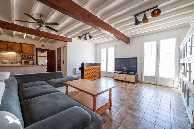 Vente Maison LE CHAY - 4 pièces -116 m² - (17600)