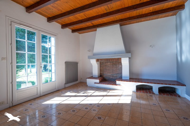 Vente Maison LE CHAY - 4 pièces -140 m² - (17600)